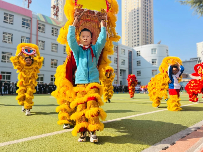 这种团结的